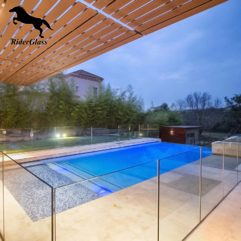 Vidro de esgrima da piscina